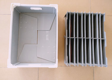 Caja acanalada modificada para requisitos particulares de los componentes plásticos con el divisor plástico